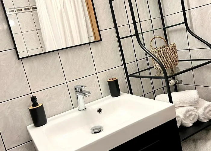 No40 Downtown Apartment